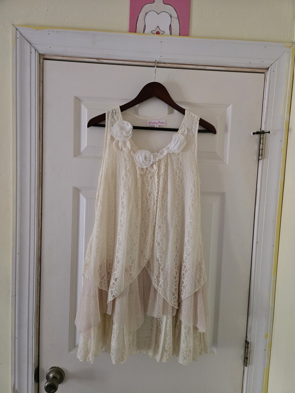 Pretty Angel Cream Lace High-Low Floral Appliqué Dress